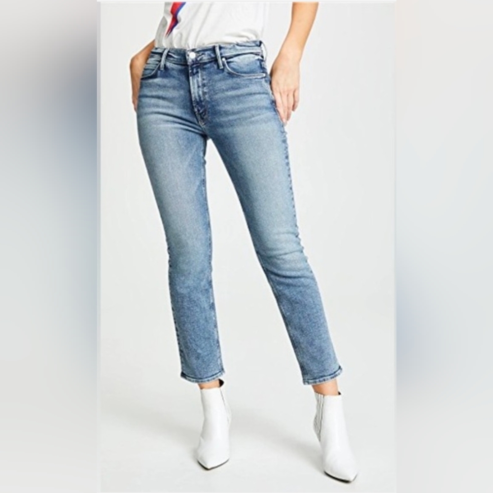 EUC Mother Dazzler Ankle Jeans 26